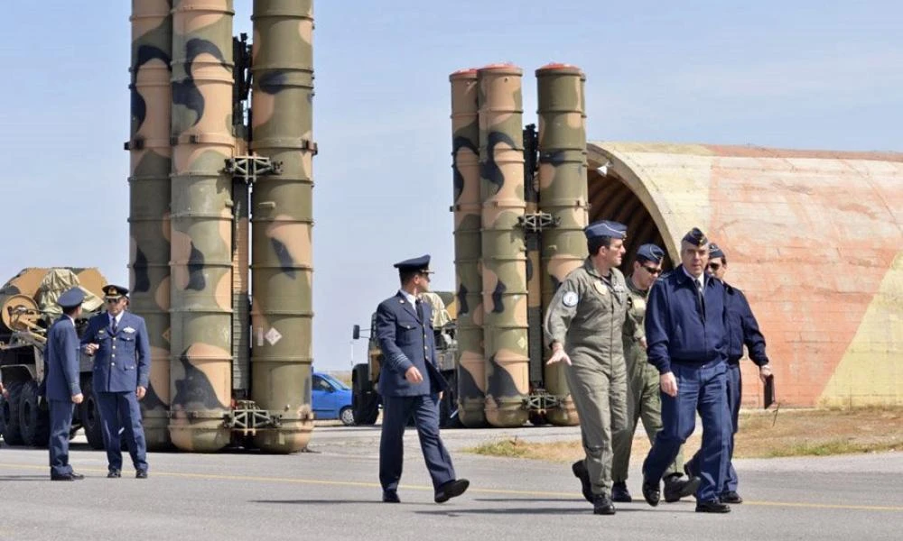 Αίτημα των ΗΠΑ για μεταφορά Ρωσικών οπλικών συστημάτων της Ελλάδας στην Ουκρανία- Η Ελληνική απάντηση